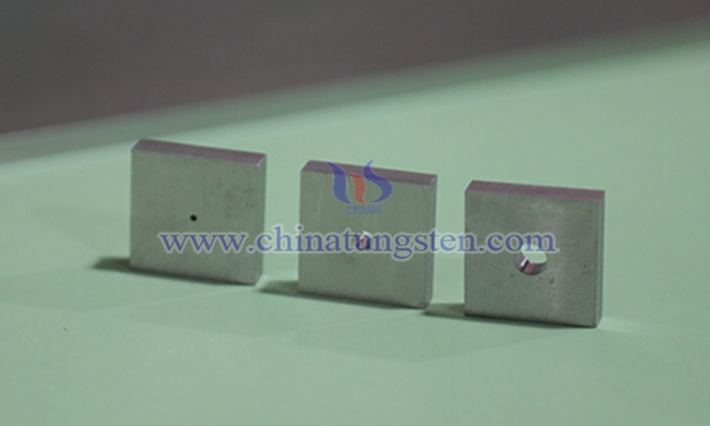 中鎢智造鎢合金準(zhǔn)直器圖片