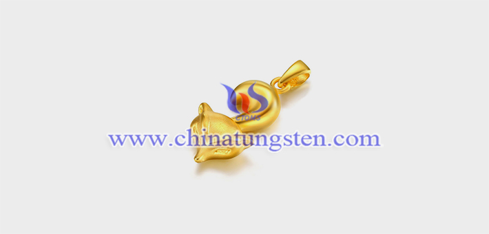 gold plated tungsten alloy fox pendant picture