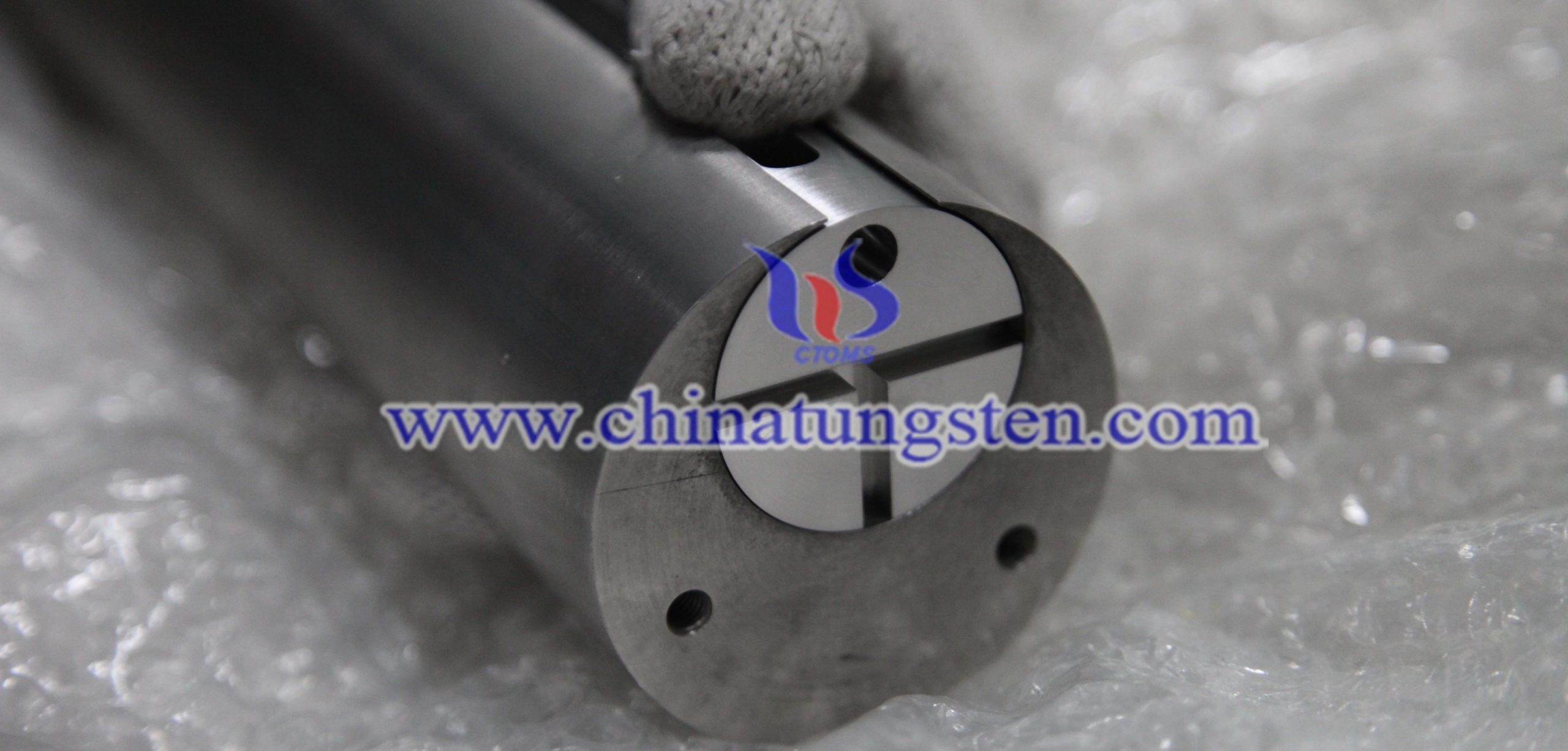 Tungsten alloy medical syringe shield photo