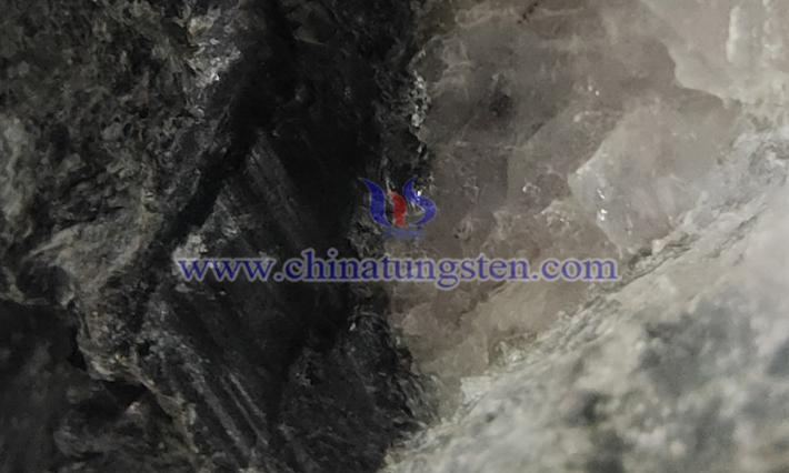 Tungsten Ore Image