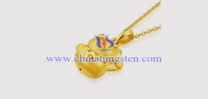 鎢合金鍍金招財(cái)貓吊墜圖片
